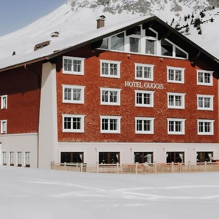 Bed & Breakfast Hotel Guggis Zuers Bagian luar foto
